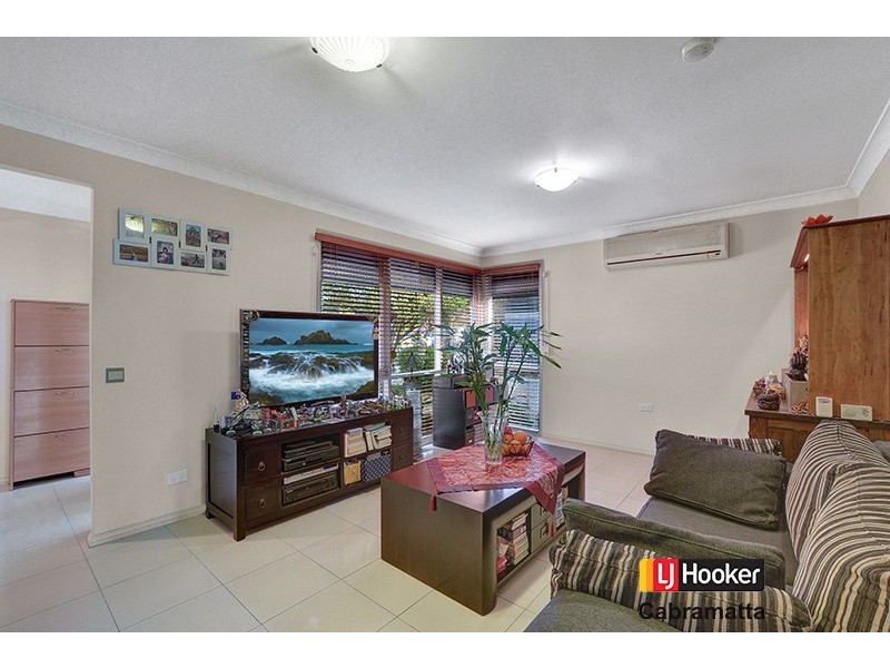 109 Melbourne Road, St Johns Park NSW 2176