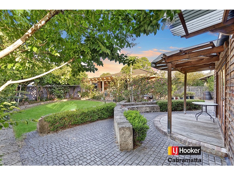 109 Melbourne Road, St Johns Park NSW 2176