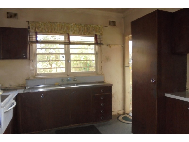 2 Bartley Street, Canley Vale NSW 2166