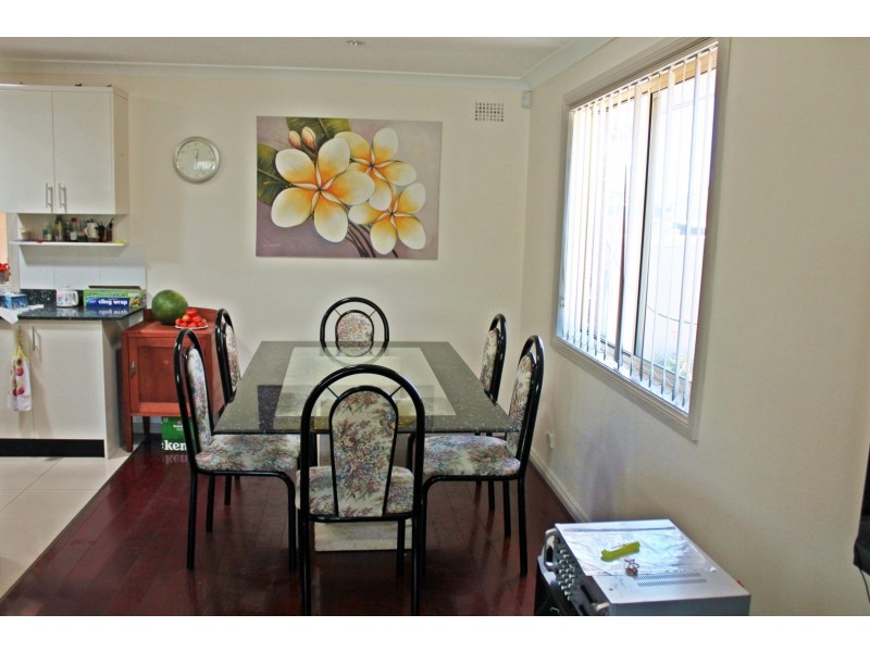 6 Selwyn Place, Fairfield West NSW 2165