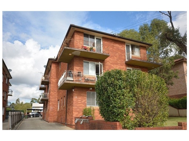 4/8 Calliope Street, Guildford NSW 2161