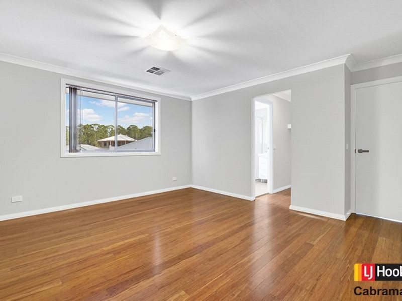 4 Flume Street, Denham Court NSW 2565