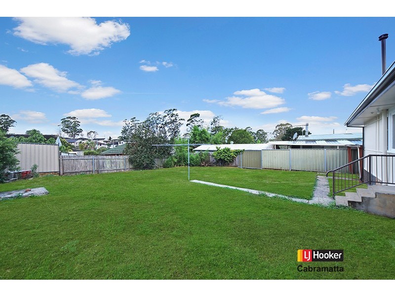 42 Busby Road, Busby NSW 2168