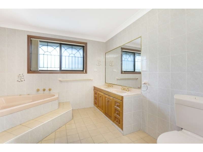 38 Dorset Close, Wakeley NSW 2176