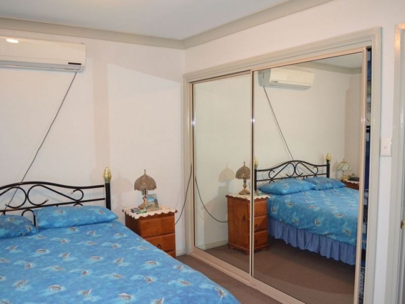 1/137 Edensor Road, Edensor Park NSW 2176