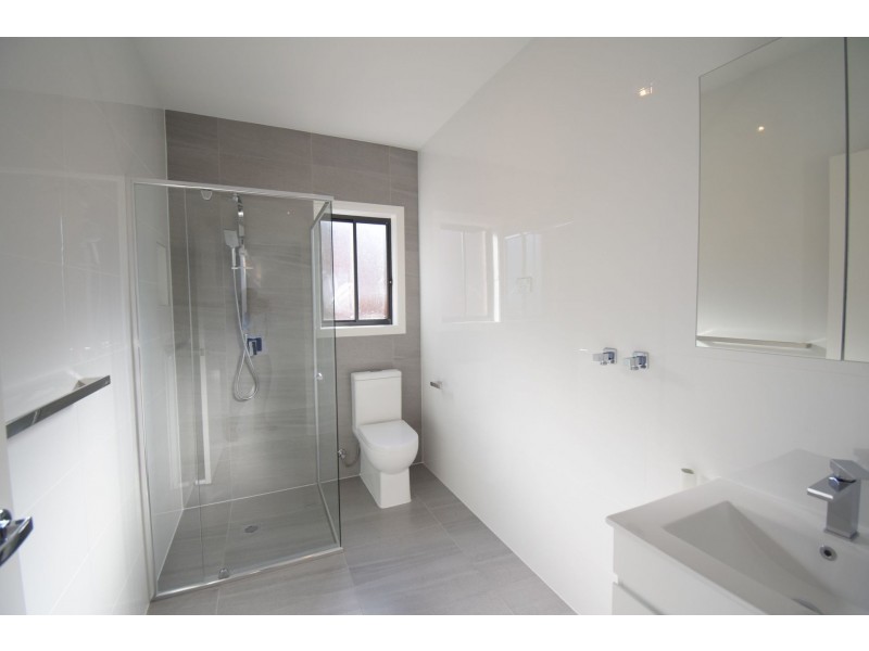 2/7 Huber Street, Cabramatta NSW 2166