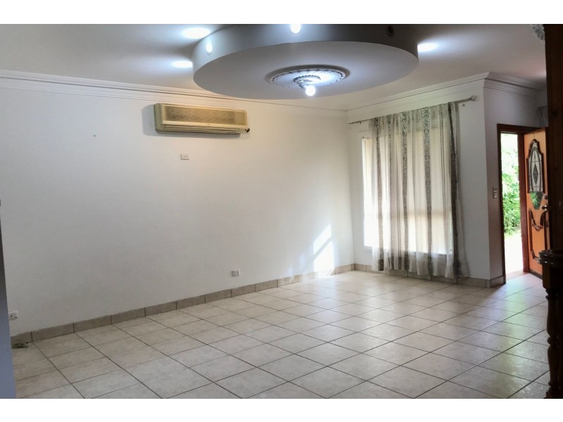 1/73 The Avenue, Canley Vale NSW 2166