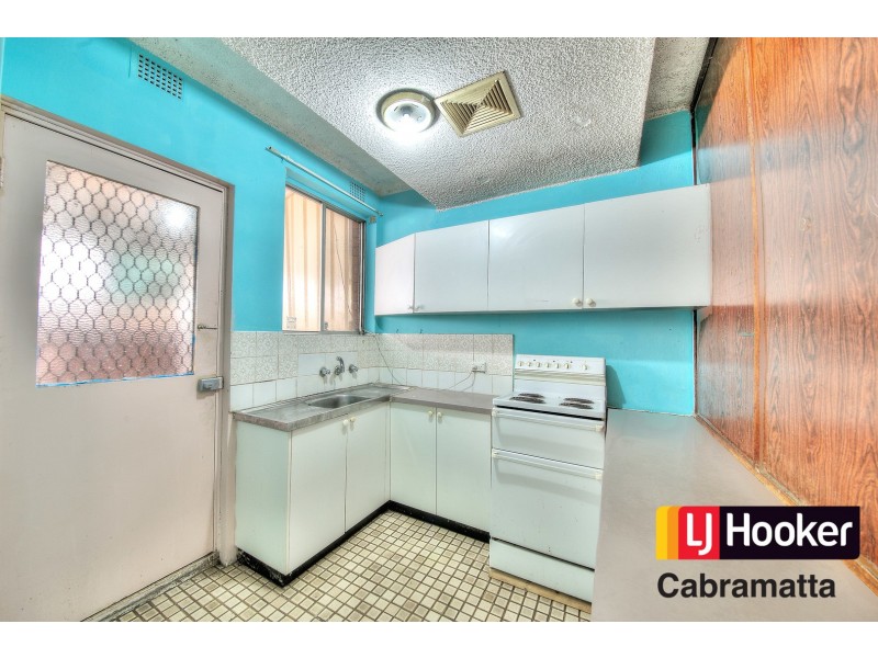 11/90 Longfield Street, Cabramatta NSW 2166