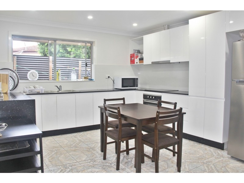 54 Eyre Street, Smithfield NSW 2164