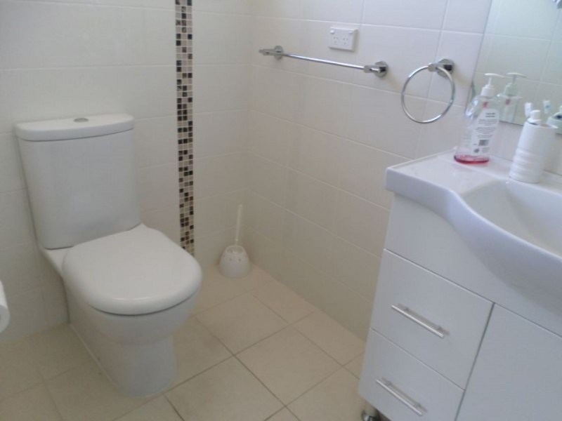 25C Avoca Road, Canley Heights NSW 2166