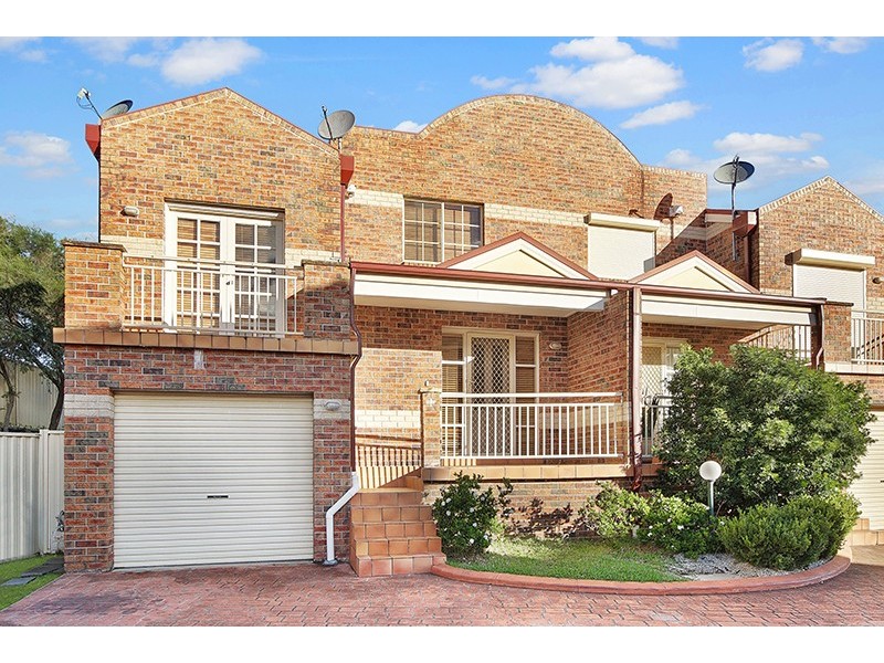 8/87 Allambie Road, Edensor Park NSW 2176