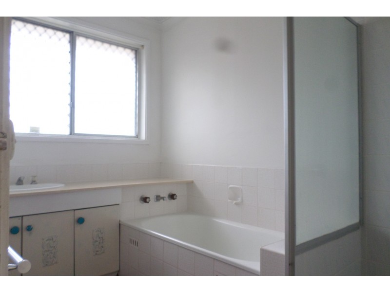 10 Richmond Crescent, Campbelltown NSW 2560