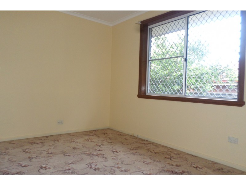 10 Richmond Crescent, Campbelltown NSW 2560