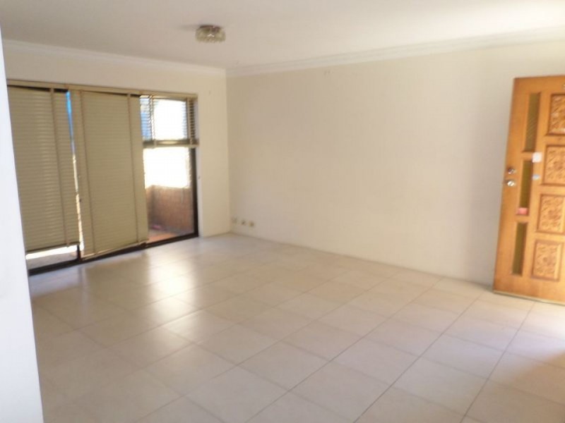 4/43 Cumberland Street, Cabramatta NSW 2166