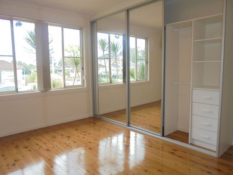 28 Coolibar Street, Canley Heights NSW 2166