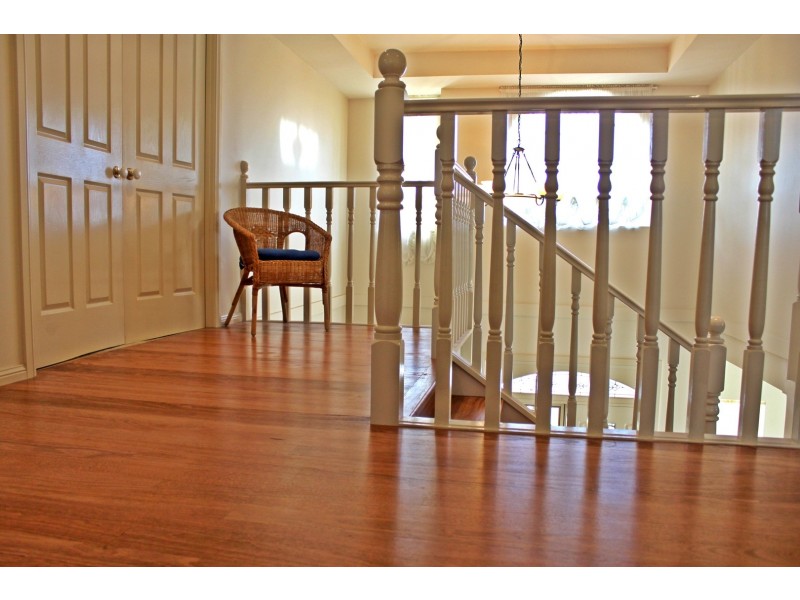 14 Bribie Close, Green Valley NSW 2168