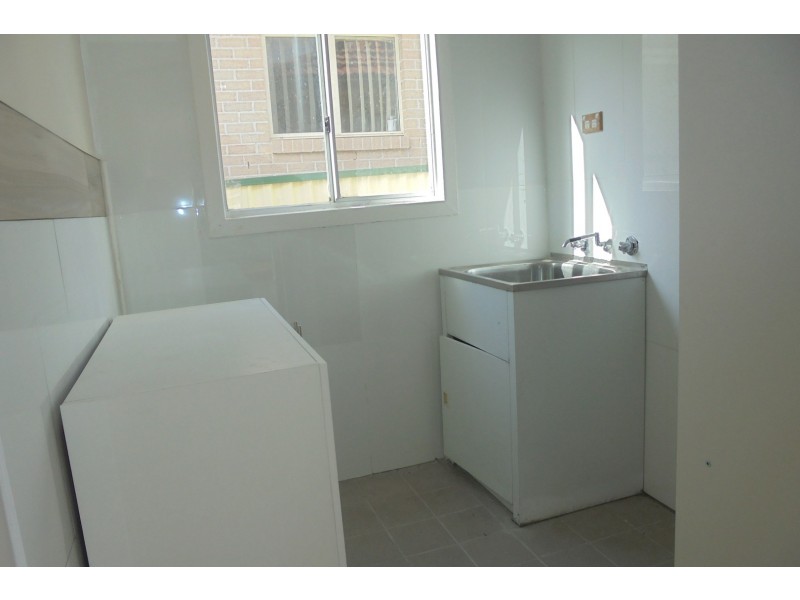 211 St Johns Road, Canley Heights NSW 2166