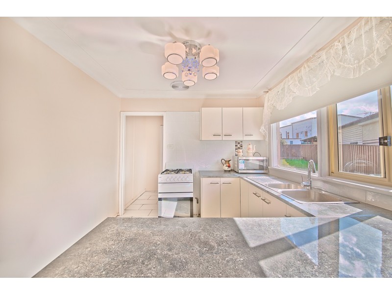 16 Elva Street, Cabramatta West NSW 2166