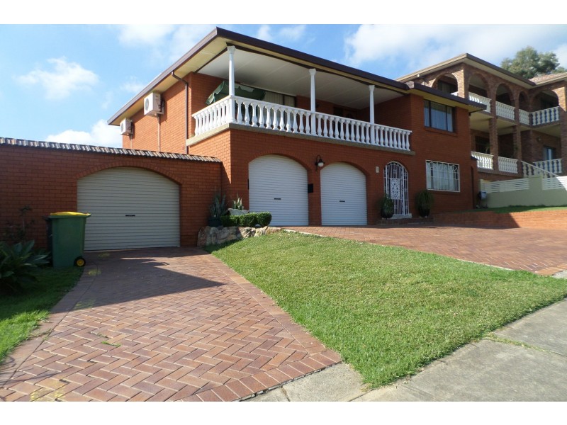 5 Berry Street, Prairiewood NSW 2176