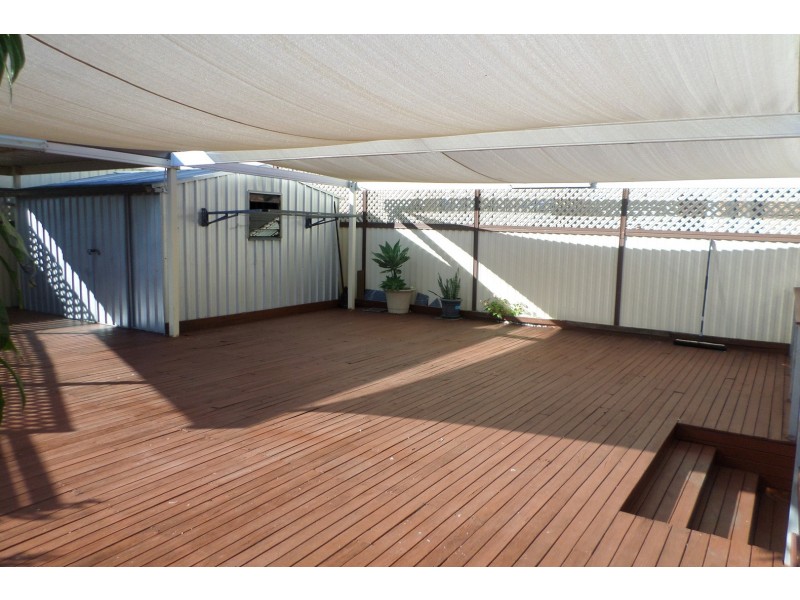 5 Berry Street, Prairiewood NSW 2176