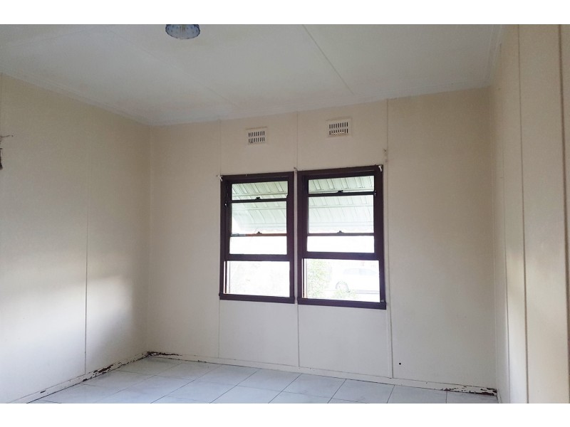 89 Wyong Street, Canley Heights NSW 2166