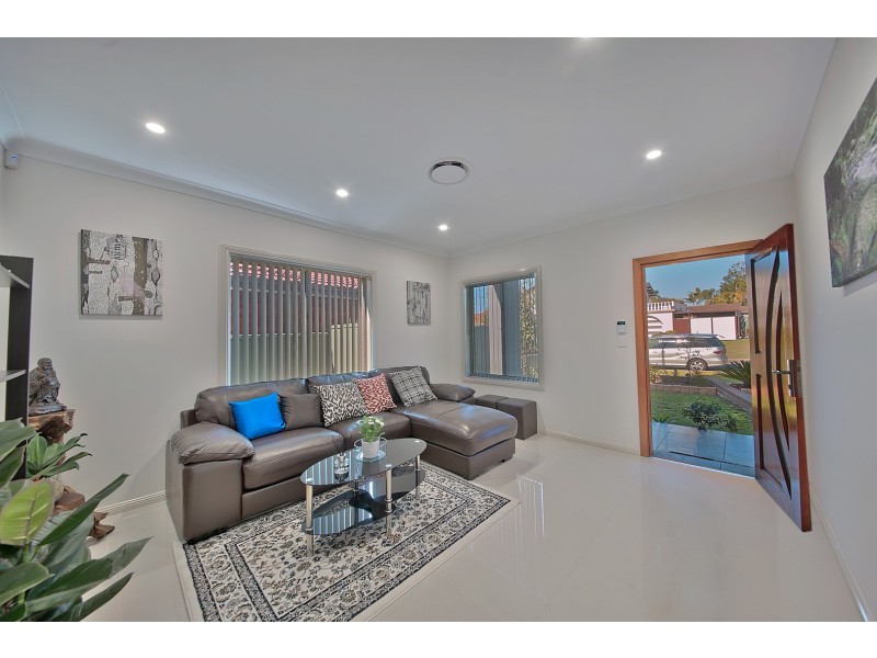 16a Flanagan Avenue, Moorebank NSW 2170