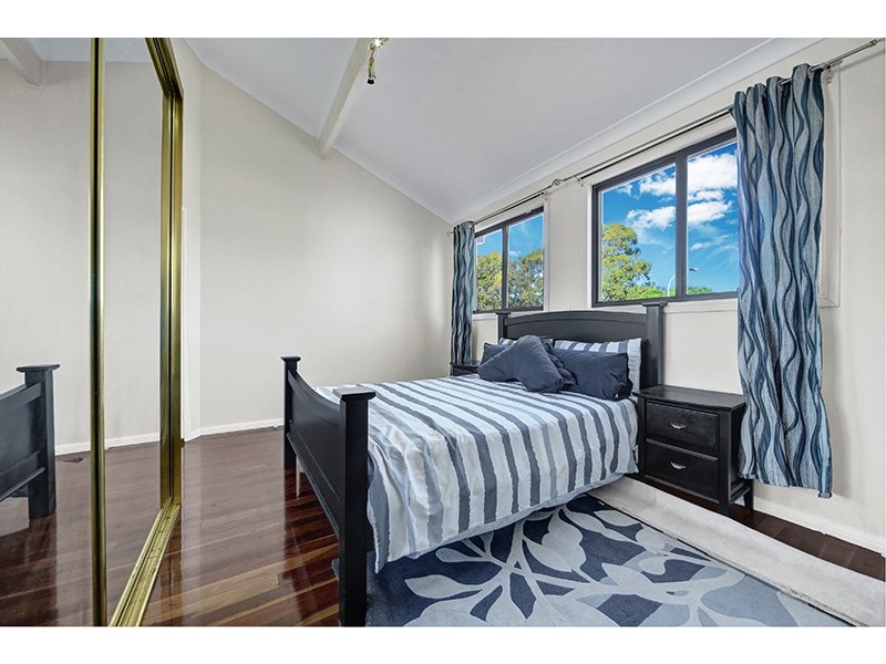 6 Minto Close, Bonnyrigg Heights NSW 2177