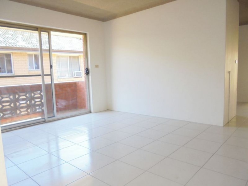 10/119 Longfield Street, Cabramatta NSW 2166