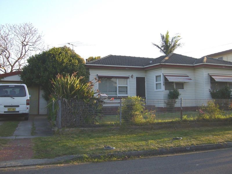 Fairfield West NSW 2165