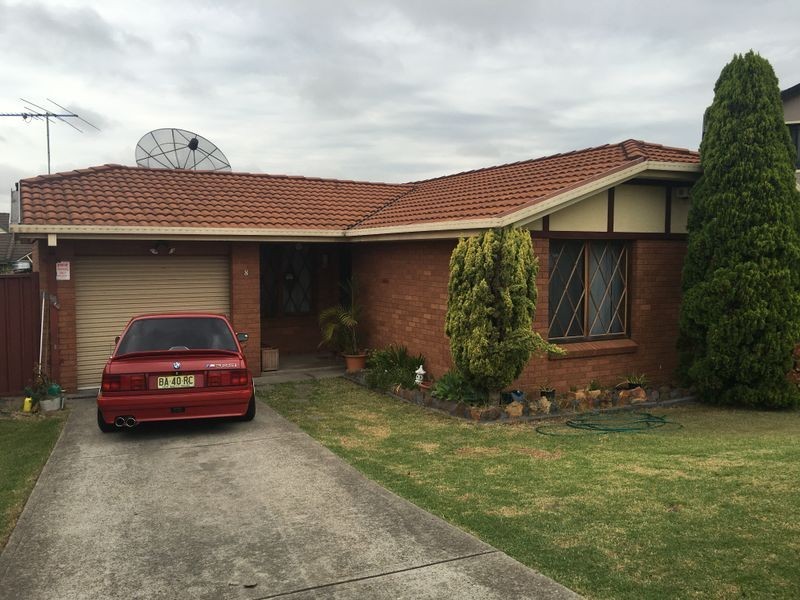 8 Tennant Place, Edensor Park NSW 2176