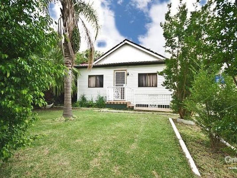 Fairfield West NSW 2165