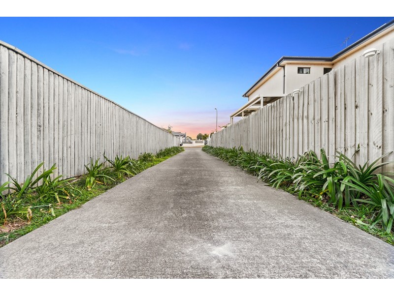 4 Yeronga Close, St Johns Park NSW 2176