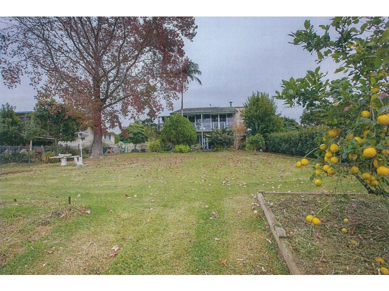 18 Manning River Drive, Taree NSW 2430