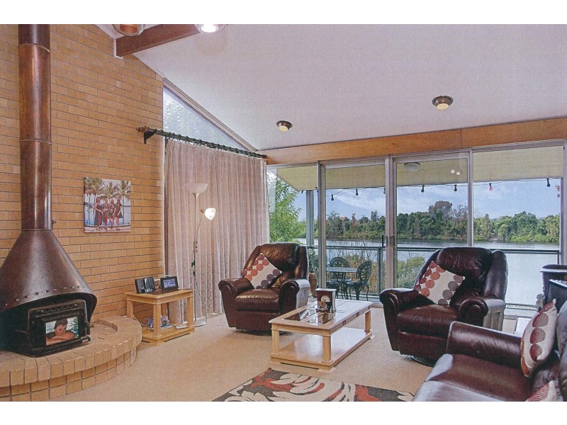 18 Manning River Drive, Taree NSW 2430