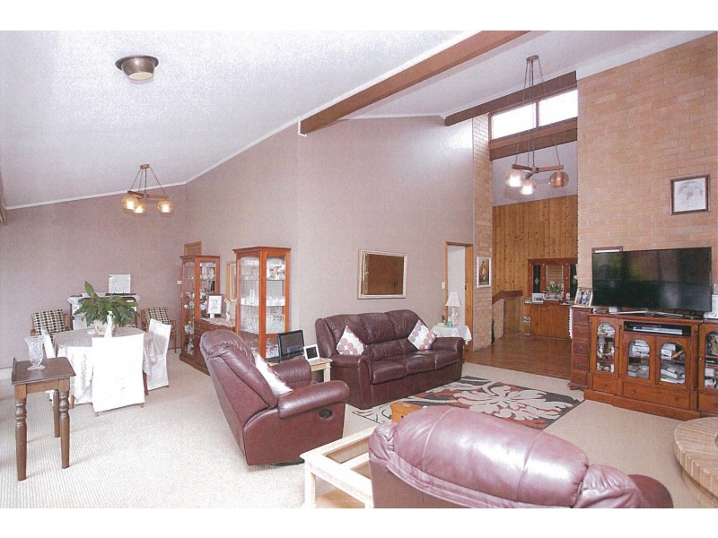 18 Manning River Drive, Taree NSW 2430