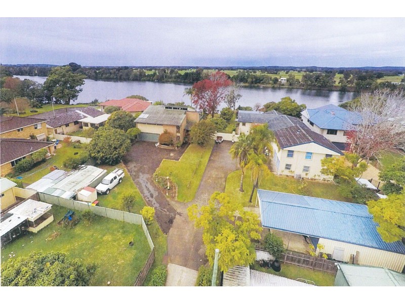 18 Manning River Drive, Taree NSW 2430
