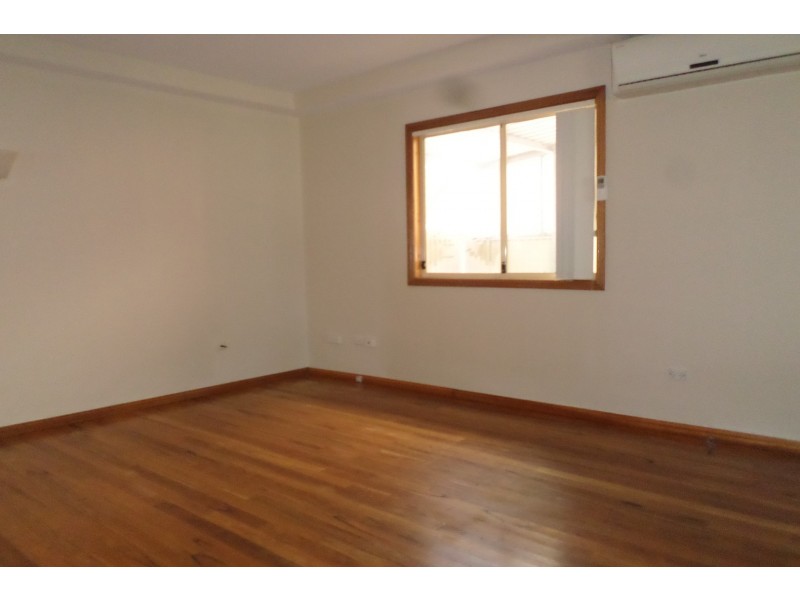 11 Shortland Street, Canley Vale NSW 2166