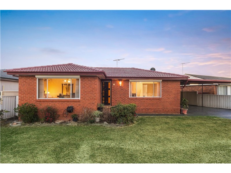 11 Aberdeen Street, Bossley Park NSW 2176