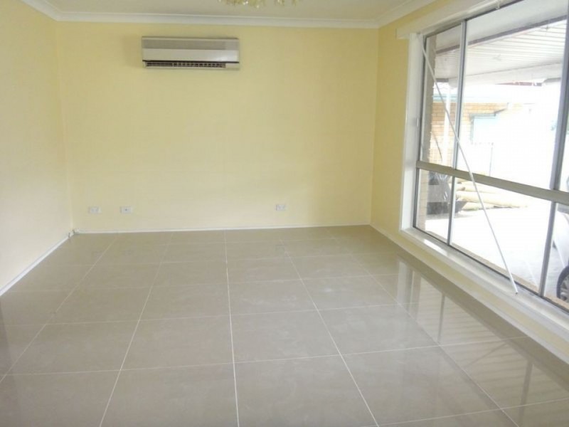 56 Firth Avenue, Green Valley NSW 2168