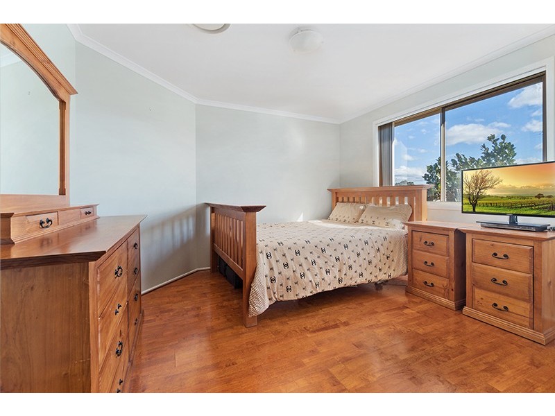 45 Esk Avenue, Green Valley NSW 2168