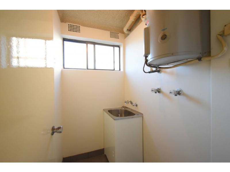 8/32 Hill Street, Cabramatta NSW 2166