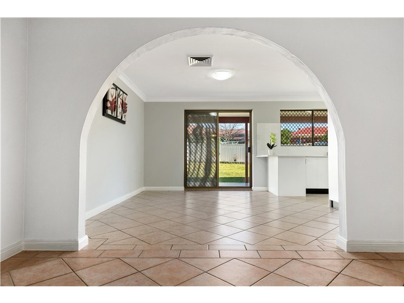 22 Essendon Street, St Johns Park NSW 2176