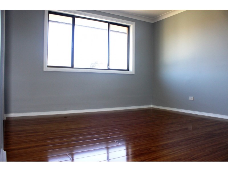 22 Essendon Street, St Johns Park NSW 2176