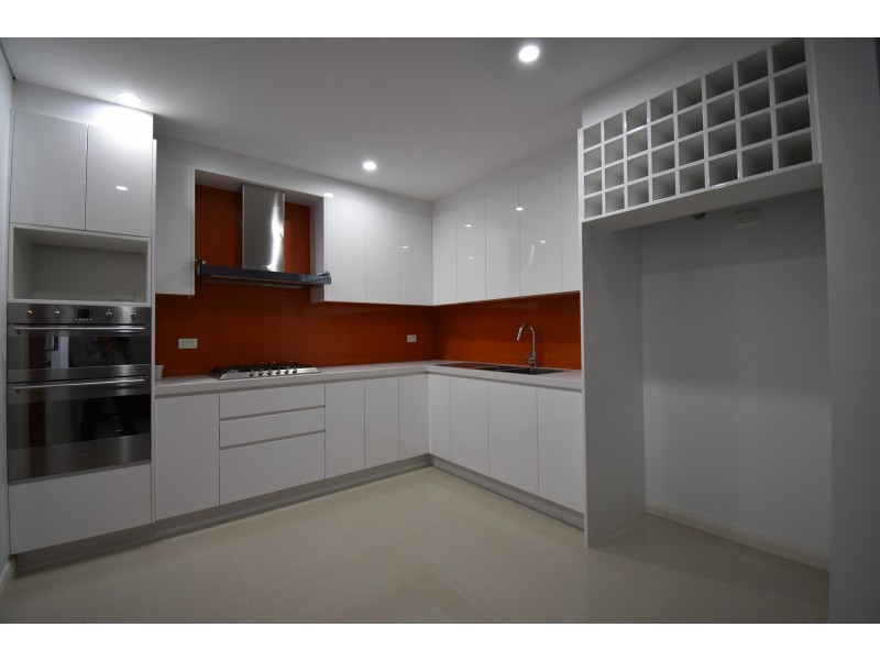 18 Wynyard Avenue, Bass Hill NSW 2197