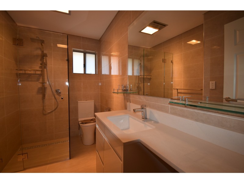 18 Wynyard Avenue, Bass Hill NSW 2197