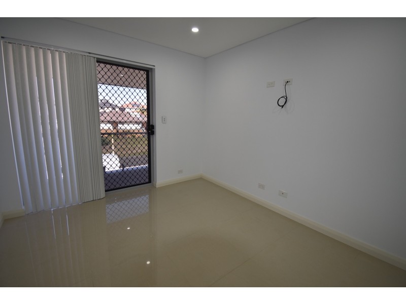 18 Wynyard Avenue, Bass Hill NSW 2197