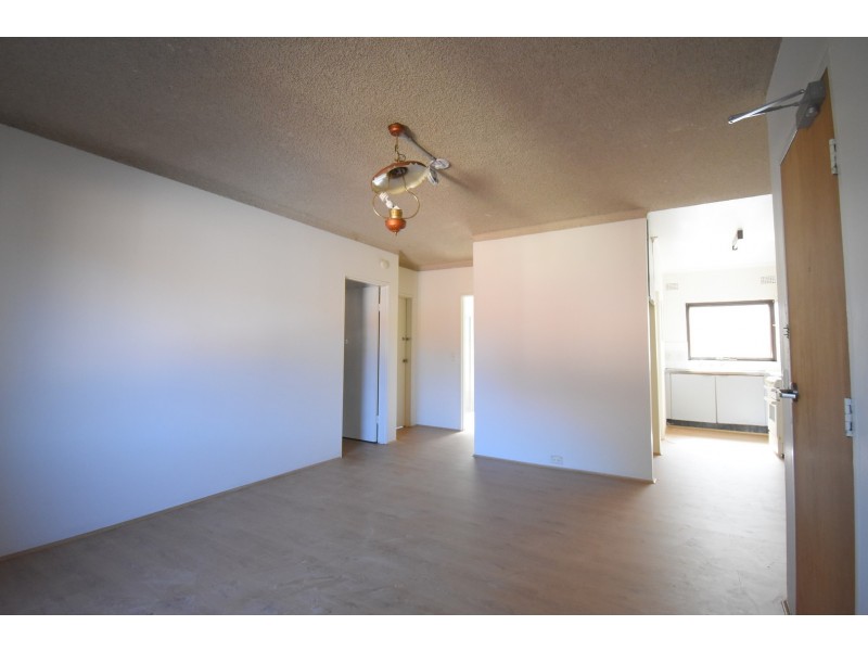 8/84-86 Hughes Street, Cabramatta NSW 2166