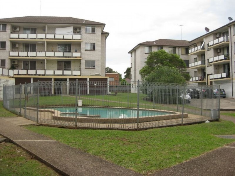 32/118 Longfield Street, Cabramatta NSW 2166