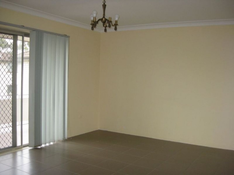 32/118 Longfield Street, Cabramatta NSW 2166