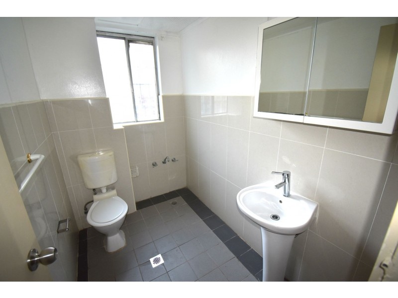 2/63E Mcburney Road, Cabramatta NSW 2166